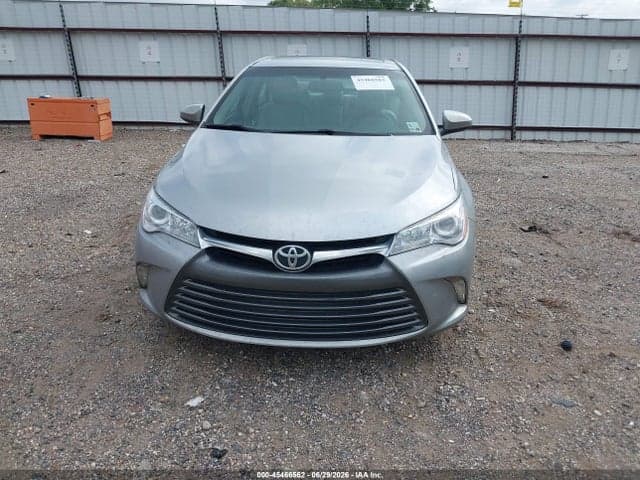 2017 TOYOTA CAMRY XLE 12