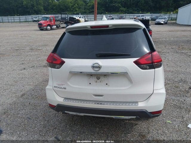 2017 NISSAN ROGUE S 16