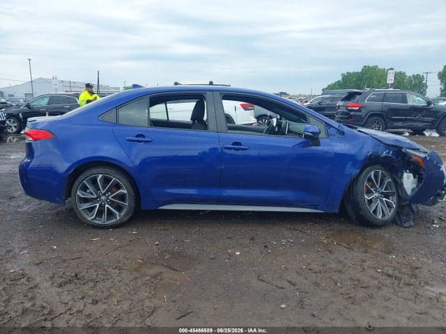 2020 TOYOTA COROLLA SE 12