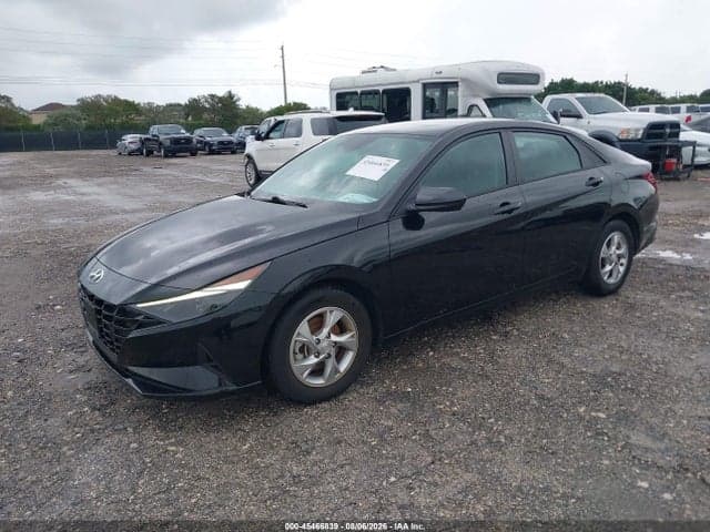 2023 HYUNDAI ELANTRA SE 2