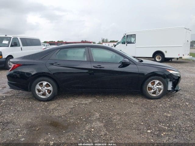2023 HYUNDAI ELANTRA SE 13