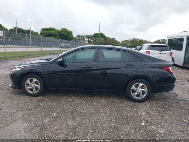 2023 HYUNDAI ELANTRA SE 14