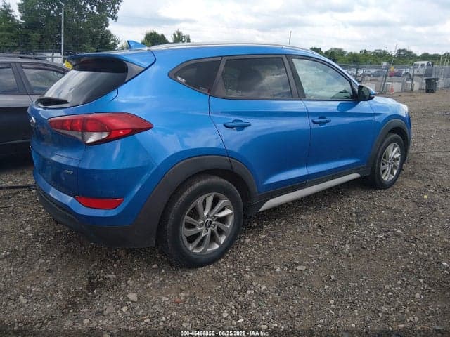 2017 HYUNDAI TUCSON SE PLUS 4