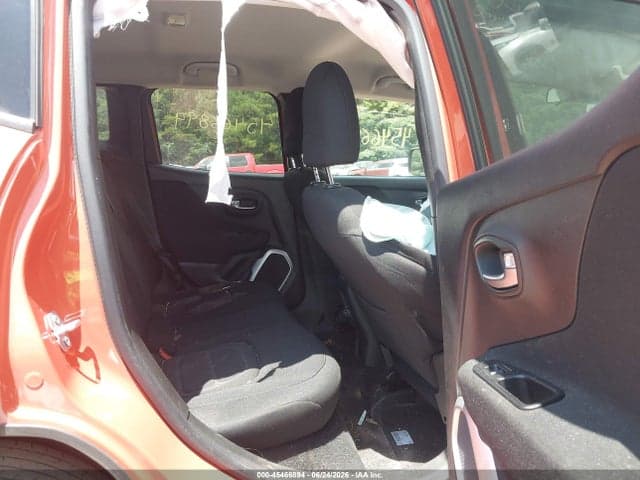 2018 JEEP RENEGADE LATITUDE FWD 8