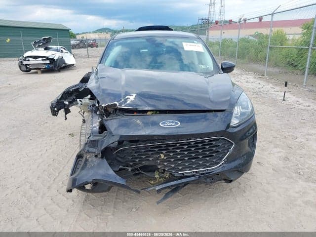 2021 FORD ESCAPE SE 12