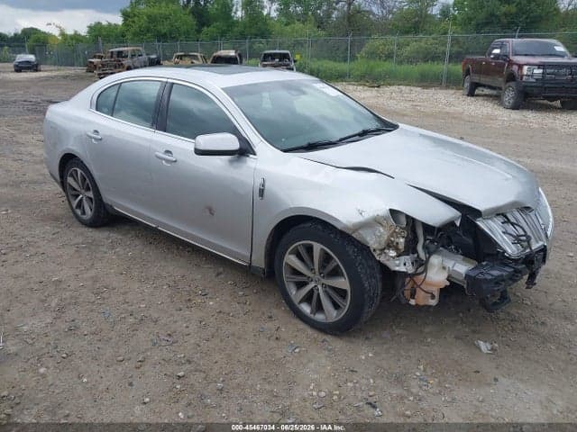 2010 LINCOLN MKS 1