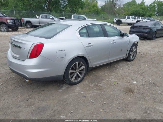 2010 LINCOLN MKS 4