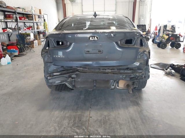 2016 KIA FORTE LX 17