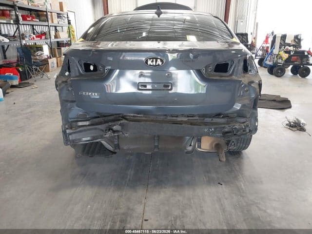 2016 KIA FORTE LX 6