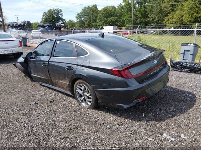 2022 HYUNDAI SONATA SEL 3