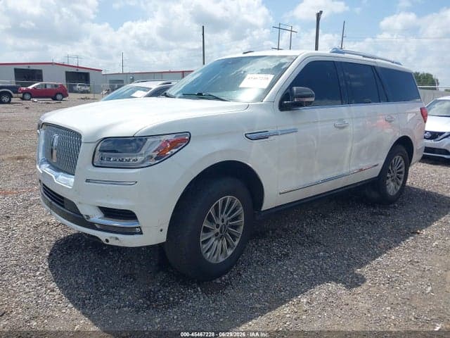 2021 LINCOLN NAVIGATOR STANDARD 2