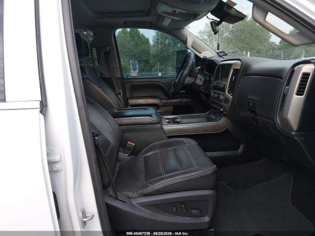 2017 GMC SIERRA 2500HD DENALI 5