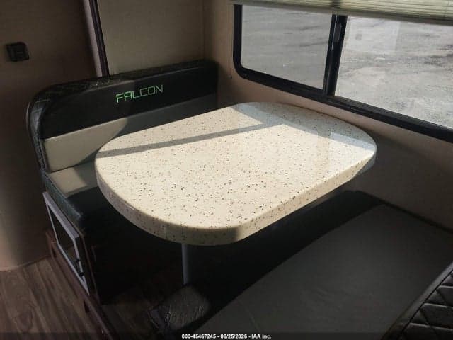 2018 TRAVEL LITE FALCON 8