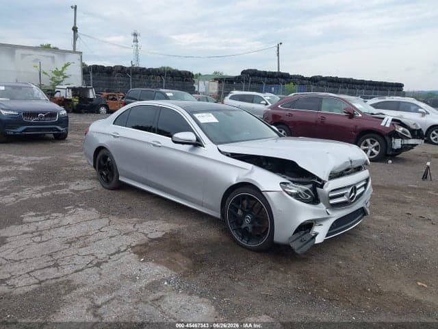 2019 MERCEDES-BENZ E 300 4MATIC 1