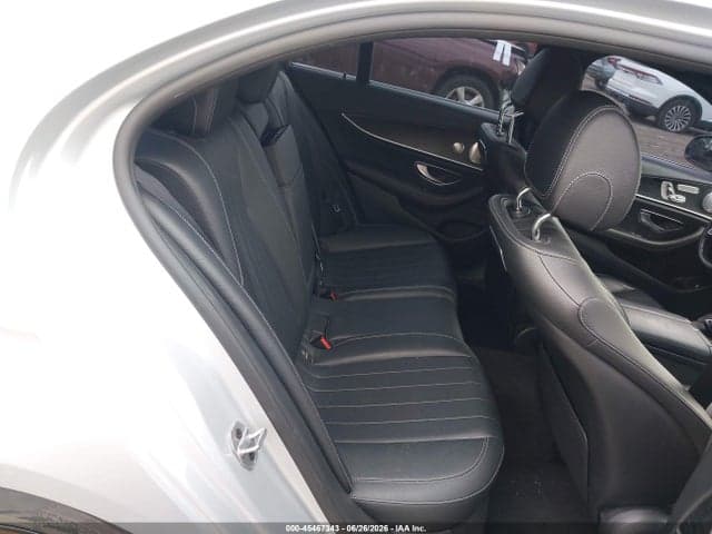 2019 MERCEDES-BENZ E 300 4MATIC 8