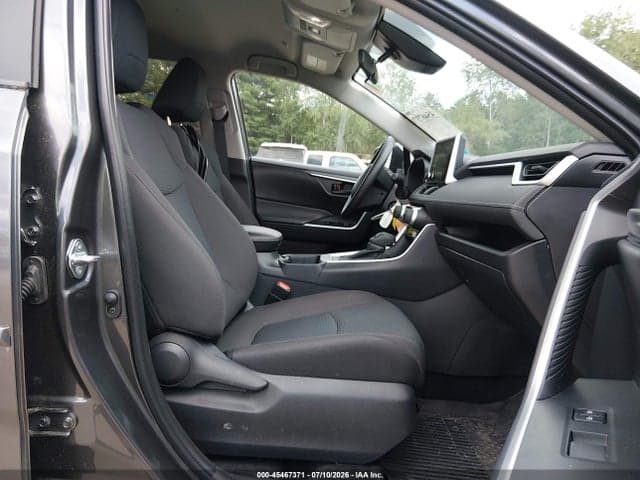 2025 TOYOTA RAV4 LE 5