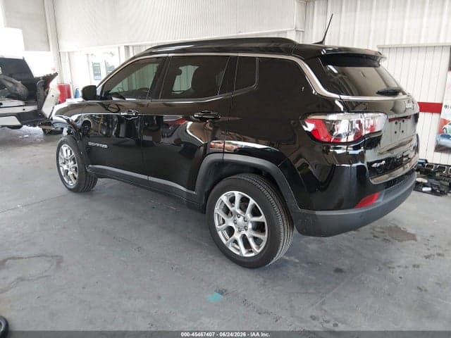 2024 JEEP COMPASS LATITUDE LUX FWD 3