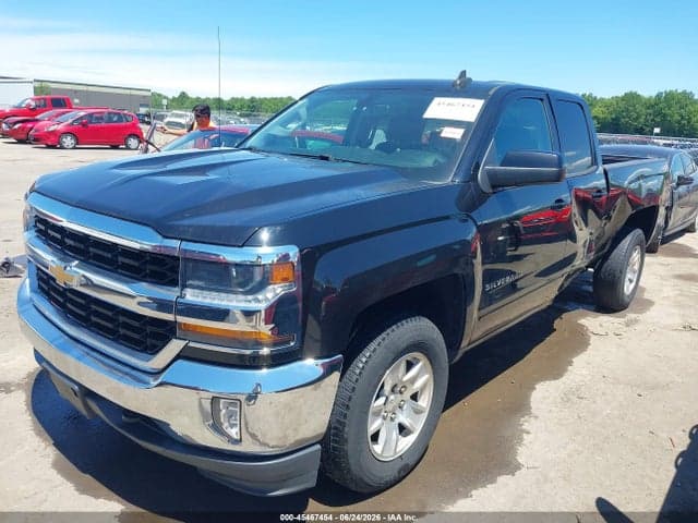 2017 CHEVROLET SILVERADO 1500 LT 2