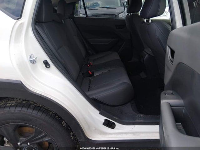 2025 SUBARU CROSSTREK 8