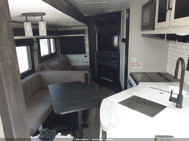2022 JAYCO TRAVEL TRLR 8