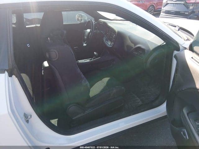 2018 DODGE CHALLENGER SXT 5