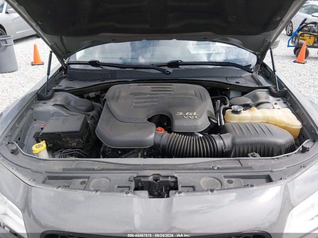 2017 CHRYSLER 300 LIMITED 10