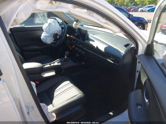 2026 HONDA HR-V AWD EX-L 5