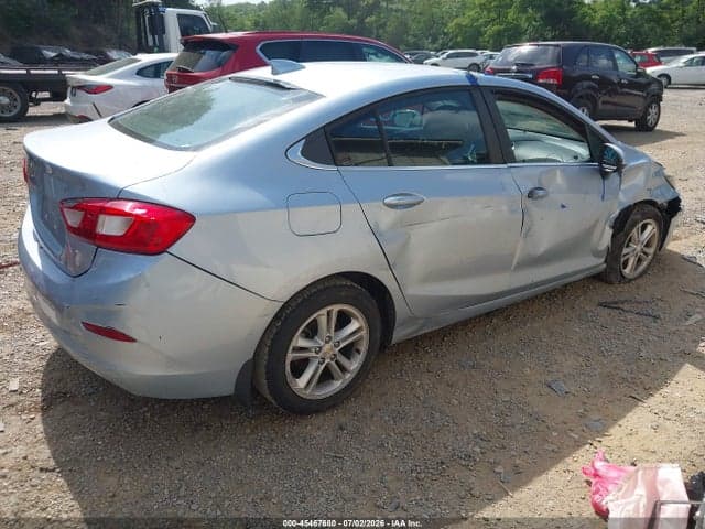 2017 CHEVROLET CRUZE LT AUTO 4