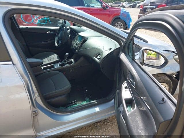 2017 CHEVROLET CRUZE LT AUTO 5