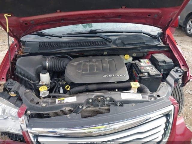2015 CHRYSLER TOWN & COUNTRY 10