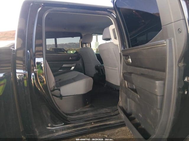2024 TOYOTA TUNDRA SR5 8