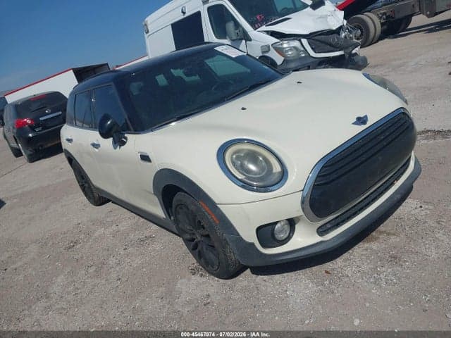 2017 MINI CLUBMAN COOPER