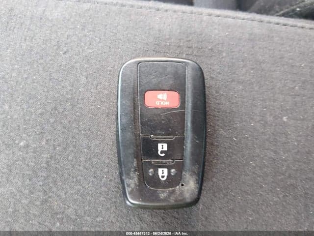 2019 TOYOTA PRIUS LE 11