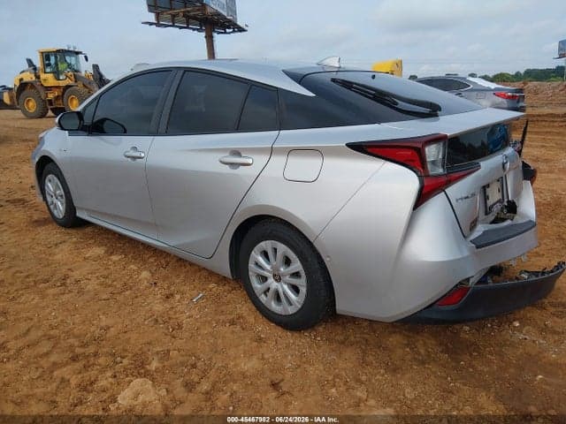 2019 TOYOTA PRIUS LE 3