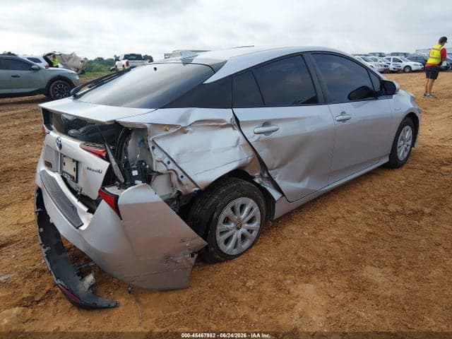2019 TOYOTA PRIUS LE 4
