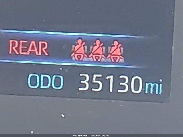 2025 TOYOTA COROLLA CROSS L 16