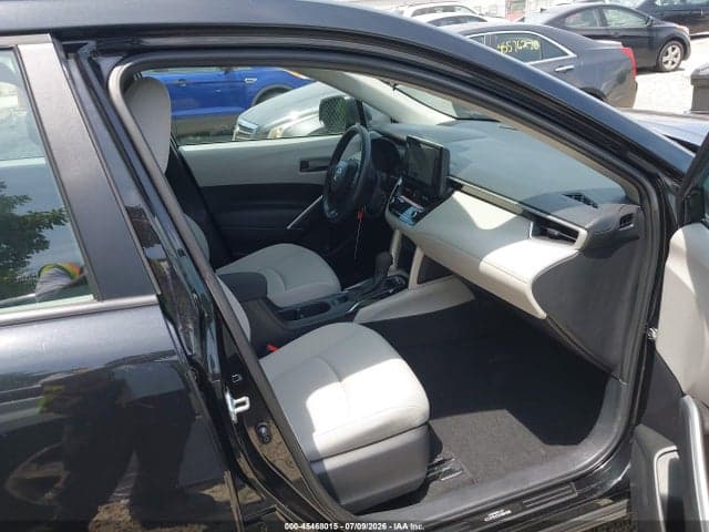 2025 TOYOTA COROLLA CROSS L 5