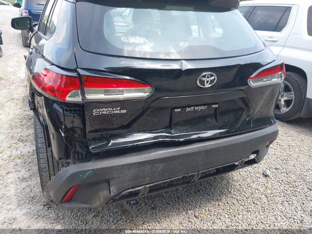2025 TOYOTA COROLLA CROSS L 6