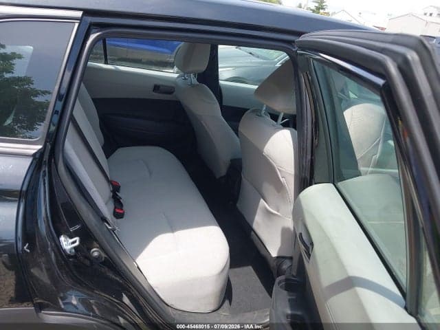 2025 TOYOTA COROLLA CROSS L 8