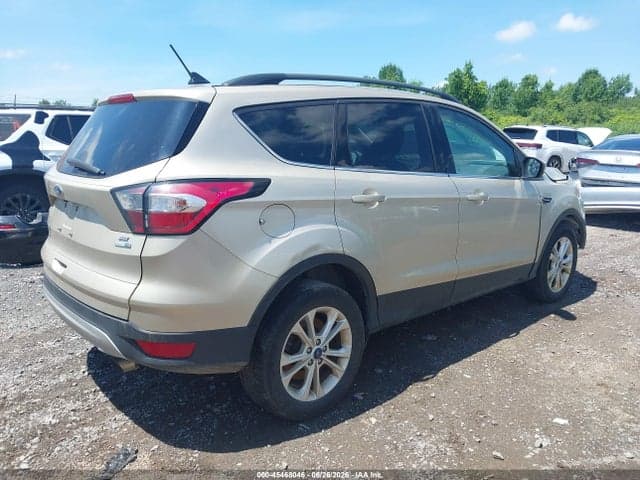 2018 FORD ESCAPE SE 4