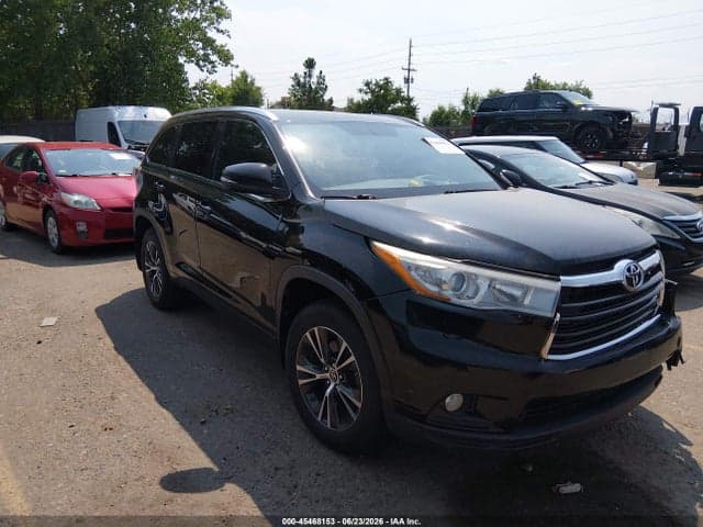 2016 TOYOTA HIGHLANDER XLE V6 13