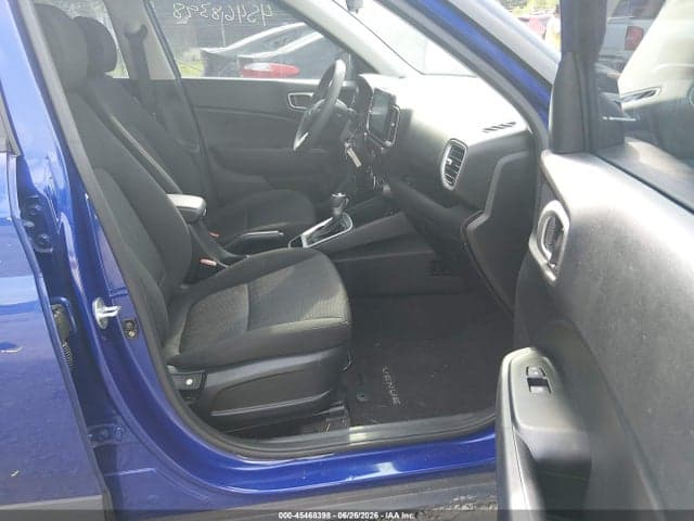 2023 HYUNDAI VENUE SE 5