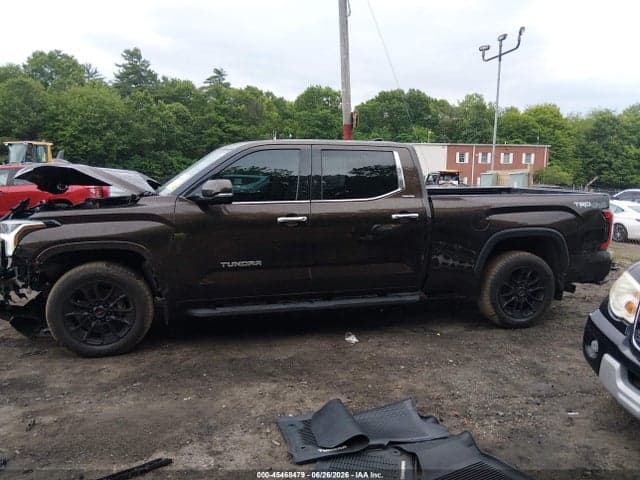 2022 TOYOTA TUNDRA LIMITED 15