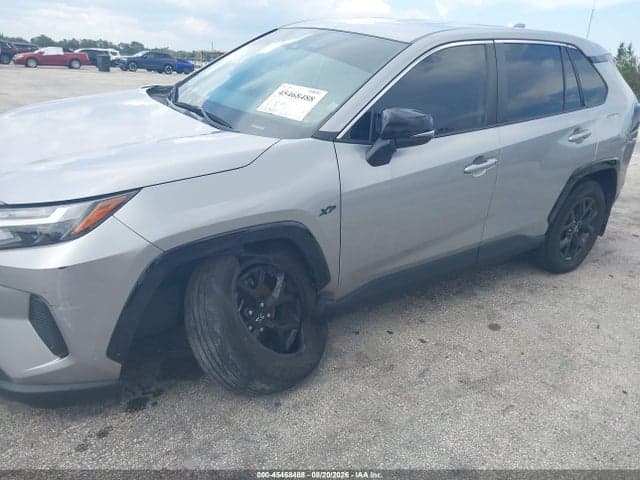 2024 TOYOTA RAV4 LE 6