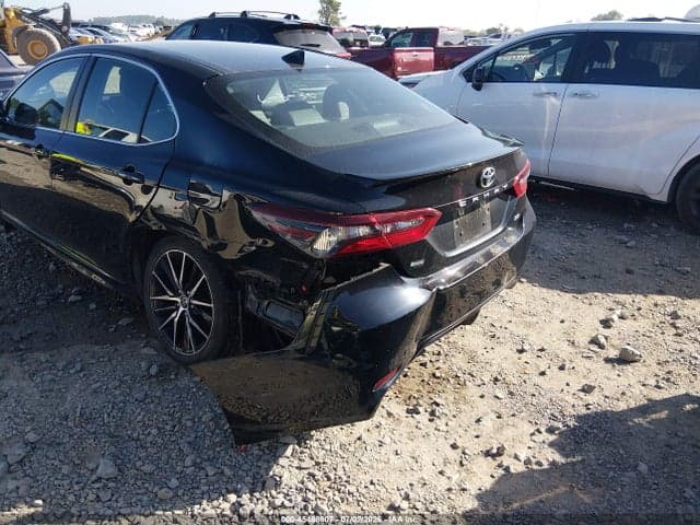 2022 TOYOTA CAMRY SE 6