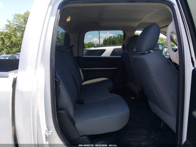 2018 RAM 2500 TRADESMAN 4X4 8' BOX 8