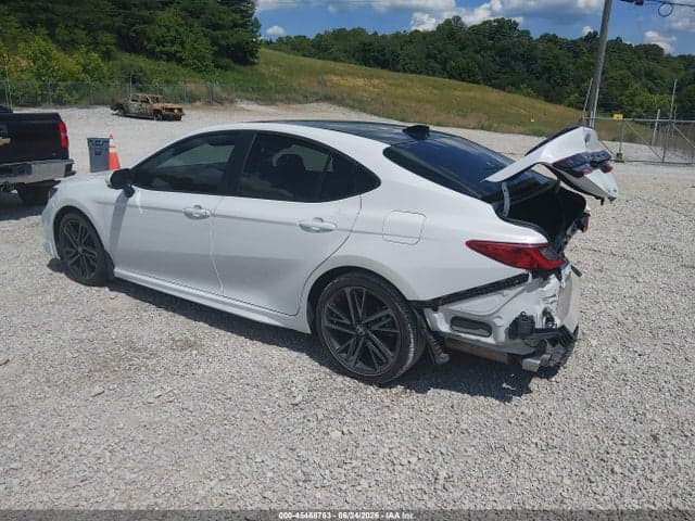 2025 TOYOTA CAMRY XSE 3