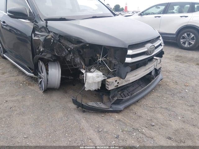 2019 TOYOTA HIGHLANDER XLE 6