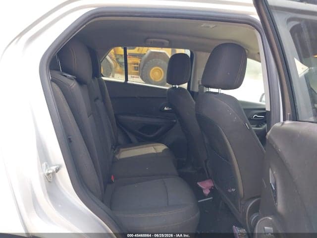 2020 CHEVROLET TRAX FWD LT 8