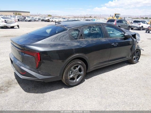 2026 KIA K4 LXS 4